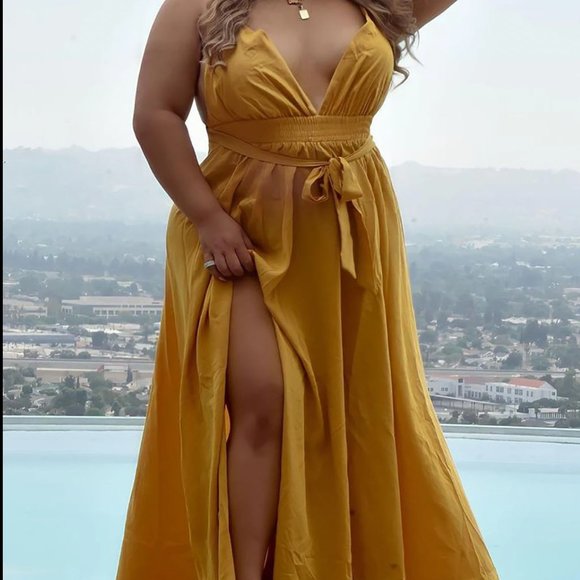 Fashion Nova River Flow Maxi Dress 